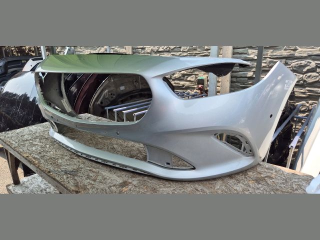 bontott MERCEDES-BENZ B-CLASS Első Lökhárító (Üresen)