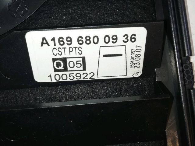 bontott MERCEDES-BENZ B-CLASS Első Parkolóradar Kijelző