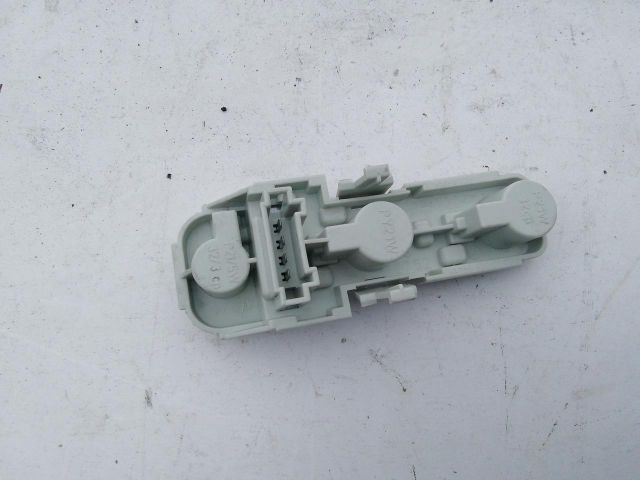 bontott MERCEDES-BENZ B-CLASS Fényszóró Izzó Foglalat