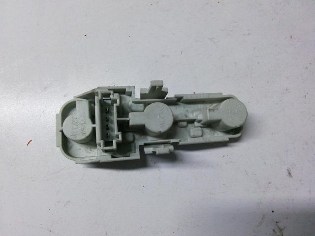 bontott MERCEDES-BENZ B-CLASS Fényszóró Izzó Foglalat