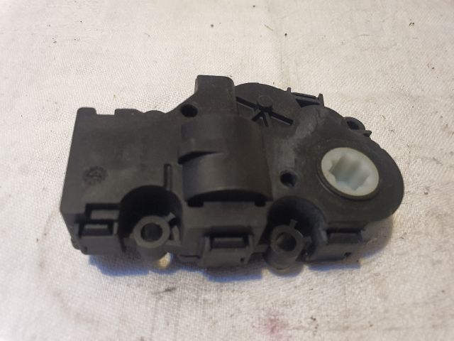 bontott MERCEDES-BENZ B-CLASS Fűtés Állító Motor