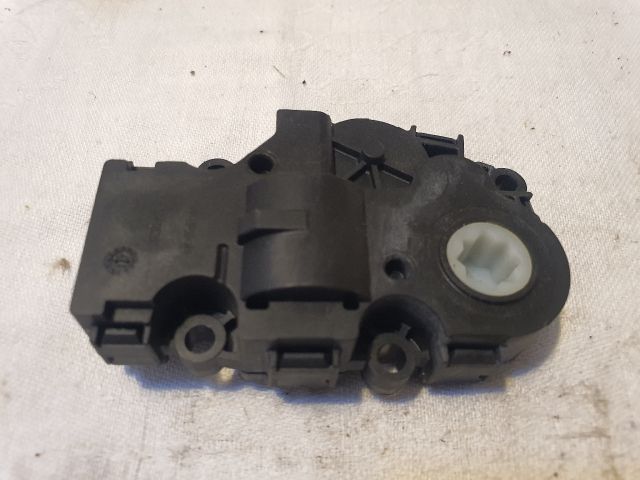 bontott MERCEDES-BENZ B-CLASS Fűtés Állító Motor