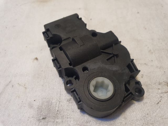 bontott MERCEDES-BENZ B-CLASS Fűtés Állító Motor