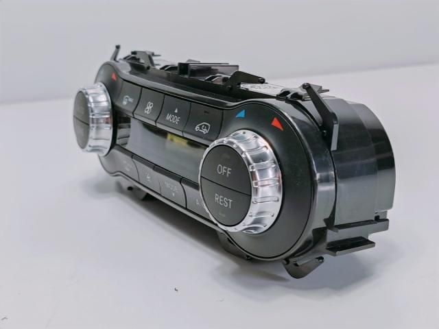 bontott MERCEDES-BENZ B-CLASS Fűtéskapcsoló (manuális klímás)