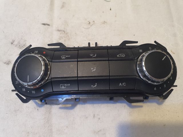 bontott MERCEDES-BENZ B-CLASS Fűtéskapcsoló (manuális klímás)