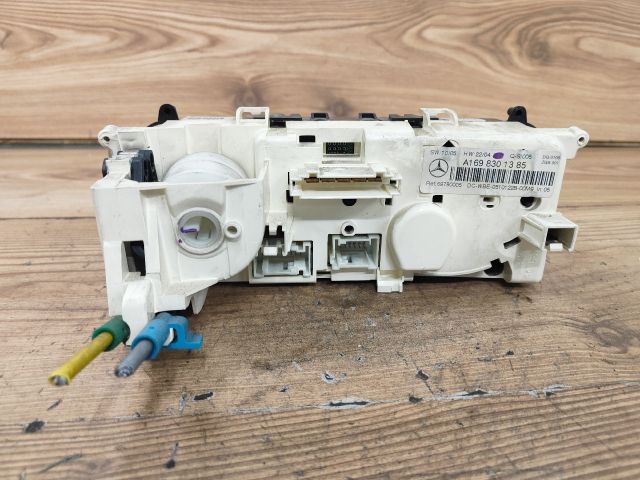 bontott MERCEDES-BENZ B-CLASS Fűtéskapcsoló