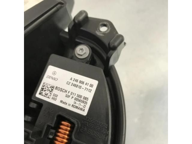 bontott MERCEDES-BENZ B-CLASS Fűtőmotor (Klímás)