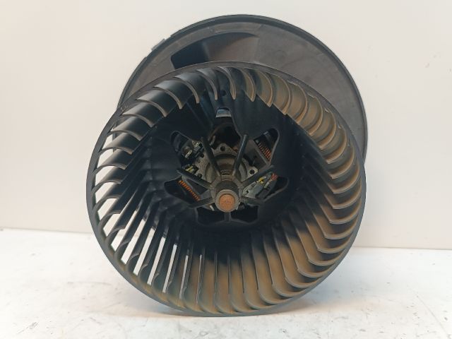 bontott MERCEDES-BENZ B-CLASS Fűtőmotor (Klímás)