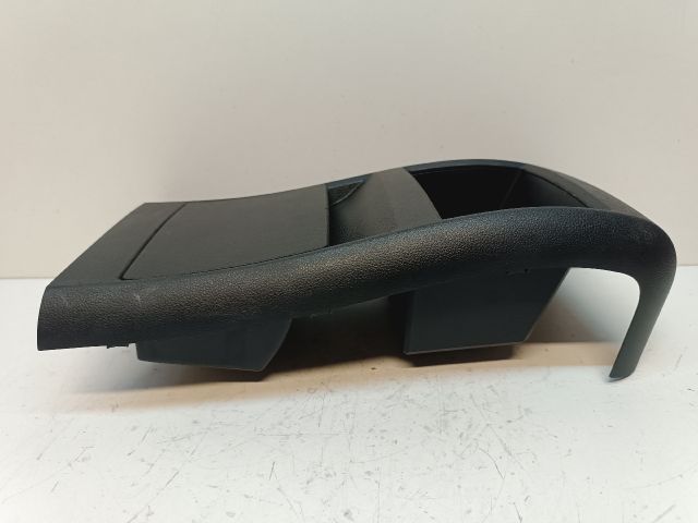 bontott MERCEDES-BENZ B-CLASS Hátsó Hamutartó