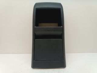 bontott MERCEDES-BENZ B-CLASS Hátsó Hamutartó