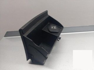 bontott MERCEDES-BENZ B-CLASS Hátsó Hamutartó