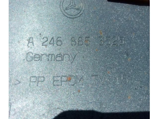 bontott MERCEDES-BENZ B-CLASS Hátsó Lökhárító (Üresen)