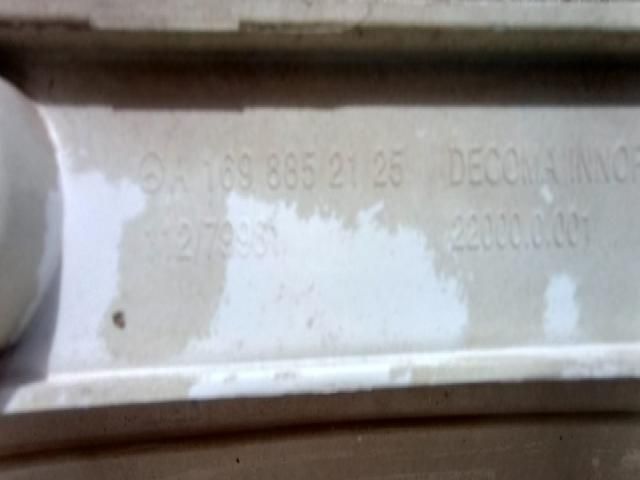 bontott MERCEDES-BENZ B-CLASS Hátsó Lökhárító (Üresen)