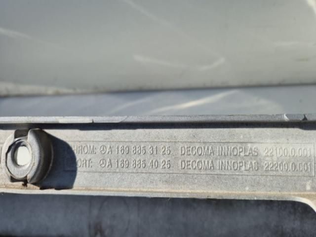 bontott MERCEDES-BENZ B-CLASS Hátsó Lökhárító (Üresen)