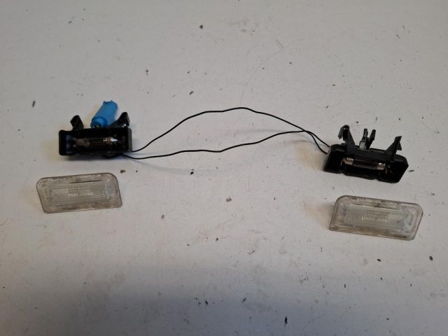 bontott MERCEDES-BENZ B-CLASS Hátsó Rendszámtábla Világítás