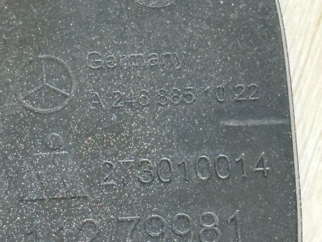 bontott MERCEDES-BENZ B-CLASS Hátsó Vonószem Burkolat