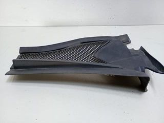 bontott MERCEDES-BENZ B-CLASS Hűtőrács