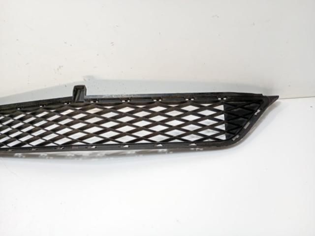 bontott MERCEDES-BENZ B-CLASS Hűtőrács