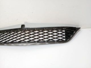 bontott MERCEDES-BENZ B-CLASS Hűtőrács