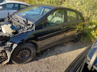 bontott MERCEDES-BENZ B-CLASS Intercooler Légterelő