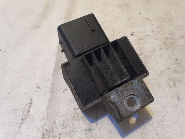 bontott MERCEDES-BENZ B-CLASS Izzító Relé