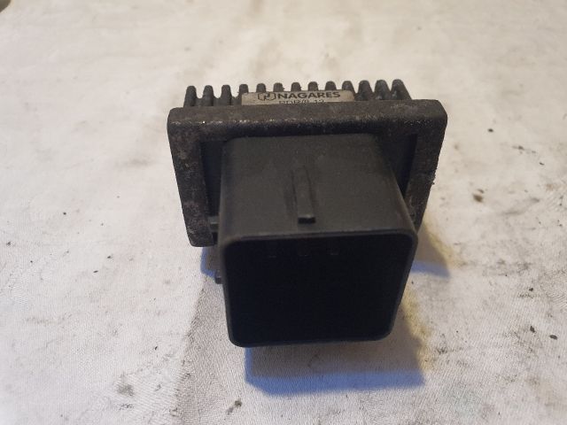 bontott MERCEDES-BENZ B-CLASS Izzító Relé