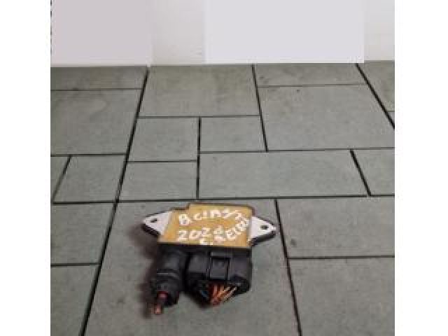 bontott MERCEDES-BENZ B-CLASS Izzító Relé