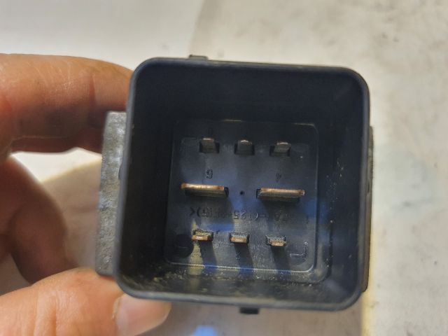 bontott MERCEDES-BENZ B-CLASS Izzító Relé