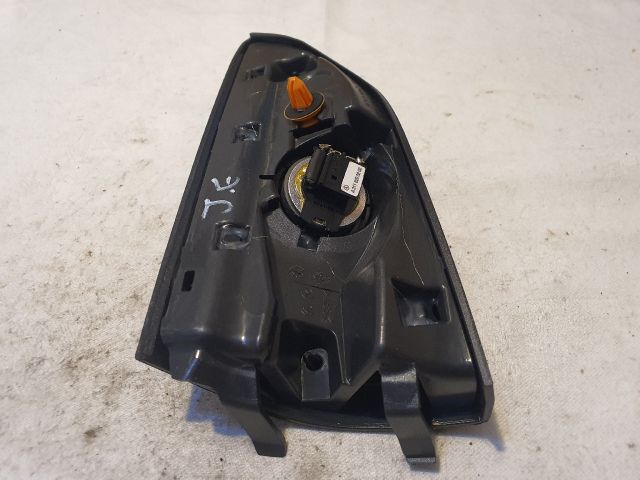 bontott MERCEDES-BENZ B-CLASS Jobb A Oszlop Hangszóró Burkolat