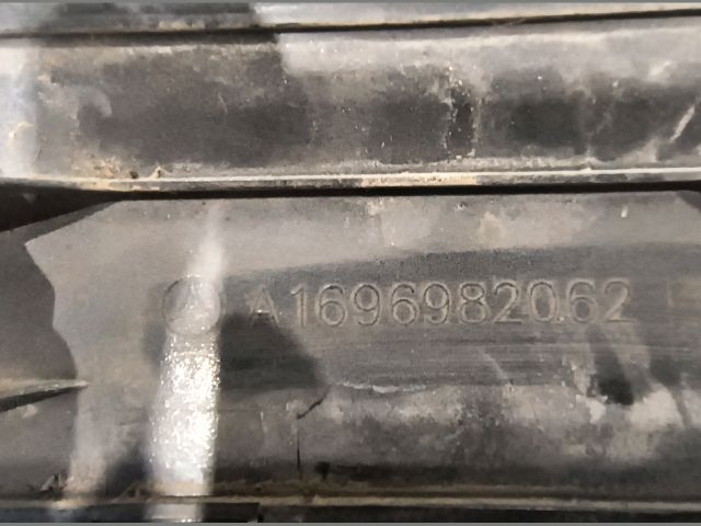 bontott MERCEDES-BENZ B-CLASS Jobb Ajtó Mögötti Díszléc