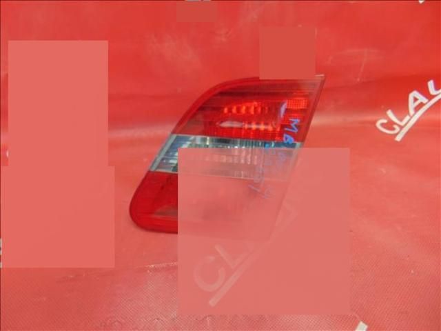 bontott MERCEDES-BENZ B-CLASS Jobb Belső Hátsó Lámpa