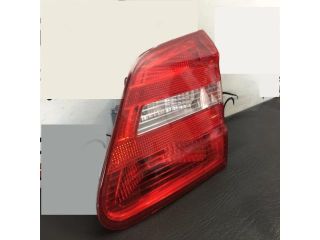 bontott MERCEDES-BENZ B-CLASS Jobb Belső Hátsó Lámpa