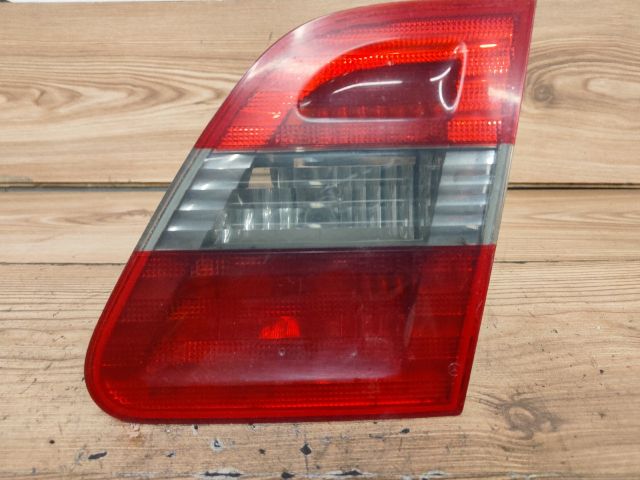 bontott MERCEDES-BENZ B-CLASS Jobb Belső Hátsó Lámpa