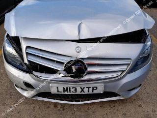 bontott MERCEDES-BENZ B-CLASS Jobb Belső Hátsó Lámpa