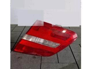 bontott MERCEDES-BENZ B-CLASS Jobb Belső Hátsó Lámpa