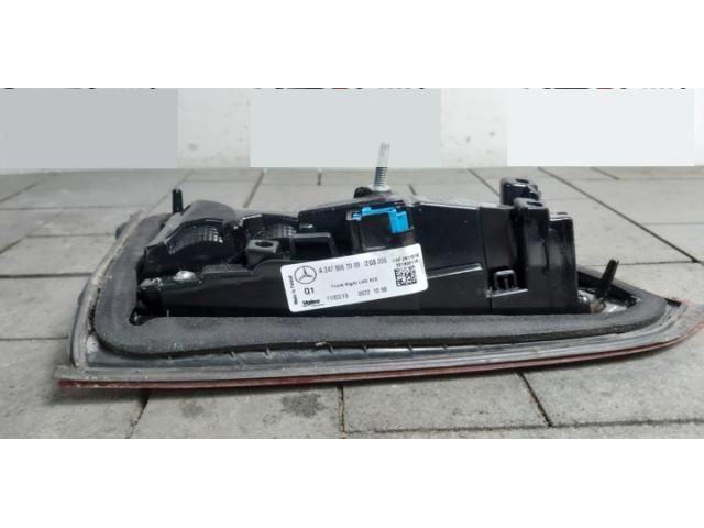 bontott MERCEDES-BENZ B-CLASS Jobb Belső Hátsó Lámpa