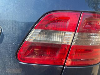 bontott MERCEDES-BENZ B-CLASS Jobb Belső Hátsó Lámpa