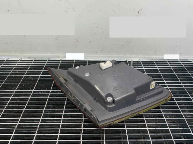 bontott MERCEDES-BENZ B-CLASS Jobb Belső Hátsó Lámpa