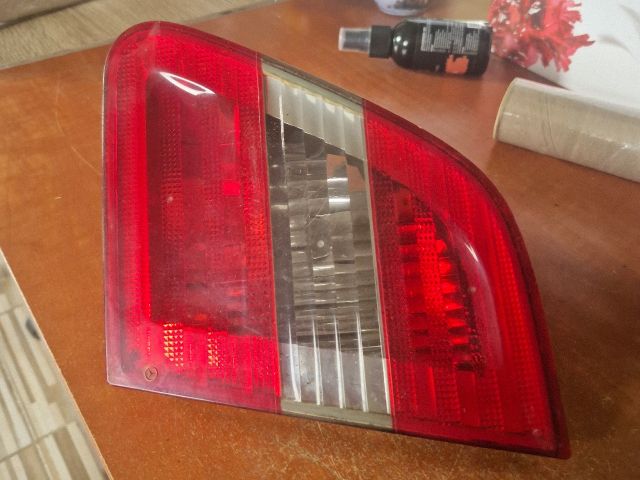 bontott MERCEDES-BENZ B-CLASS Jobb Belső Hátsó Lámpa