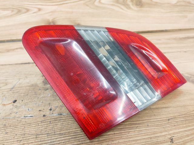 bontott MERCEDES-BENZ B-CLASS Jobb Belső Hátsó Lámpa