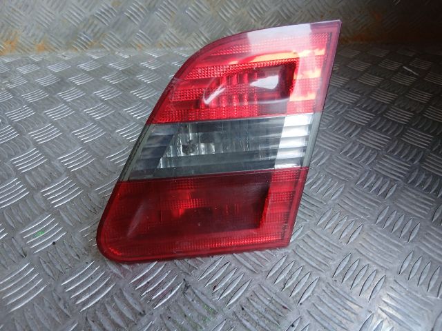 bontott MERCEDES-BENZ B-CLASS Jobb Belső Hátsó Lámpa