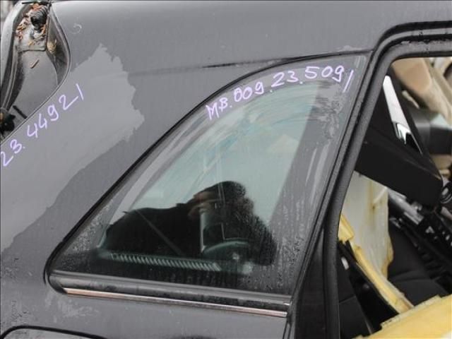 bontott MERCEDES-BENZ B-CLASS Jobb C Oszlop Oldalablak Üveg