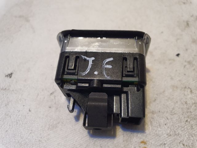 bontott MERCEDES-BENZ B-CLASS Jobb első Ablakemelő Kapcsoló