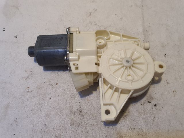 bontott MERCEDES-BENZ B-CLASS Jobb első Ablakemelő Motor