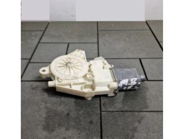 bontott MERCEDES-BENZ B-CLASS Jobb első Ablakemelő Motor