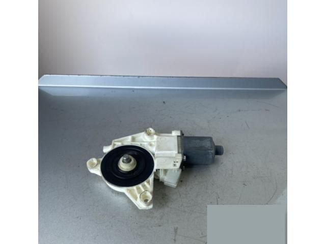 bontott MERCEDES-BENZ B-CLASS Jobb első Ablakemelő Motor