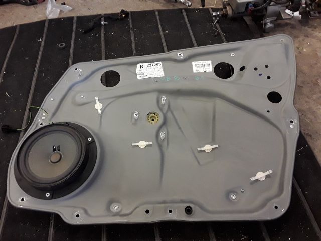 bontott MERCEDES-BENZ B-CLASS Jobb első Ablakemelő Szerkezet (Elektromos)