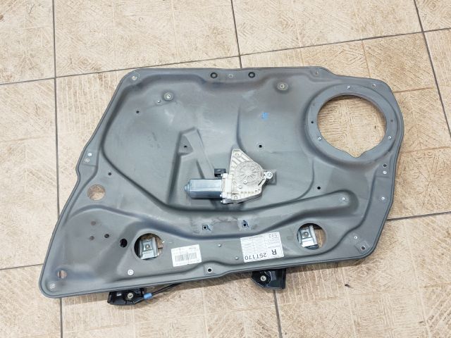 bontott MERCEDES-BENZ B-CLASS Jobb első Ablakemelő Szerkezet (Elektromos)