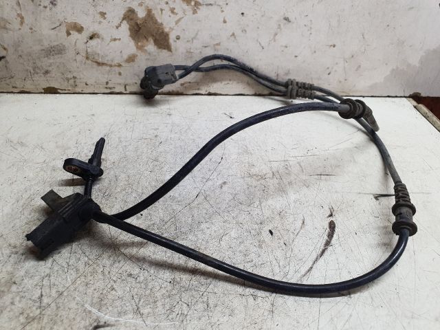 bontott MERCEDES-BENZ B-CLASS Jobb első ABS Jeladó