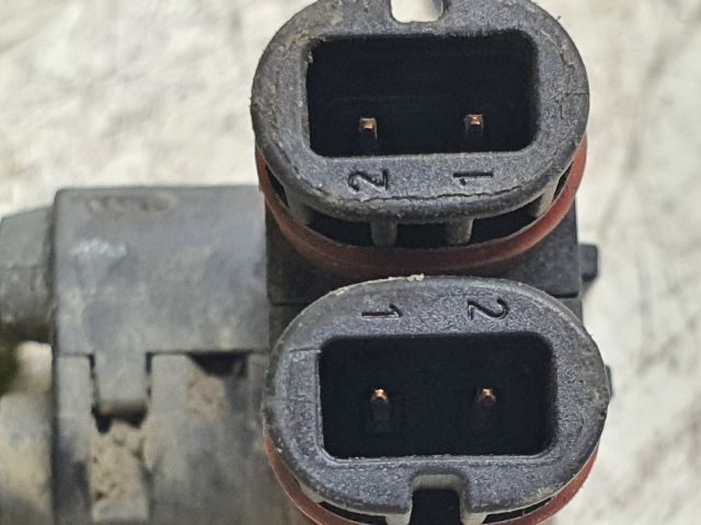 bontott MERCEDES-BENZ B-CLASS Jobb első ABS Jeladó